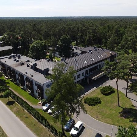 Columna Medica Hotel Łask Екстериор снимка