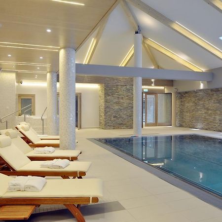 Columna Medica Hotel Łask Екстериор снимка