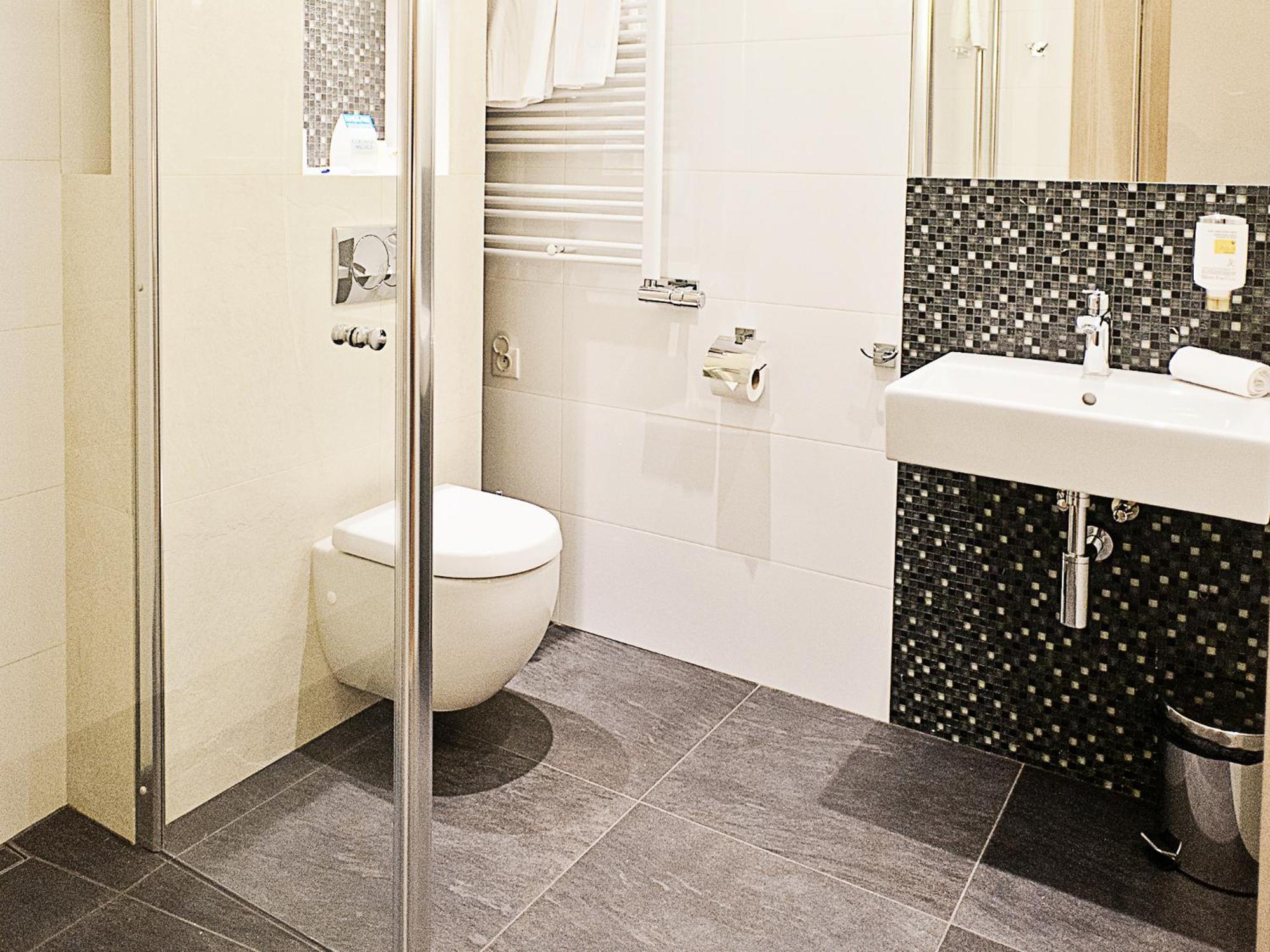 Columna Medica Hotel Łask Стая снимка