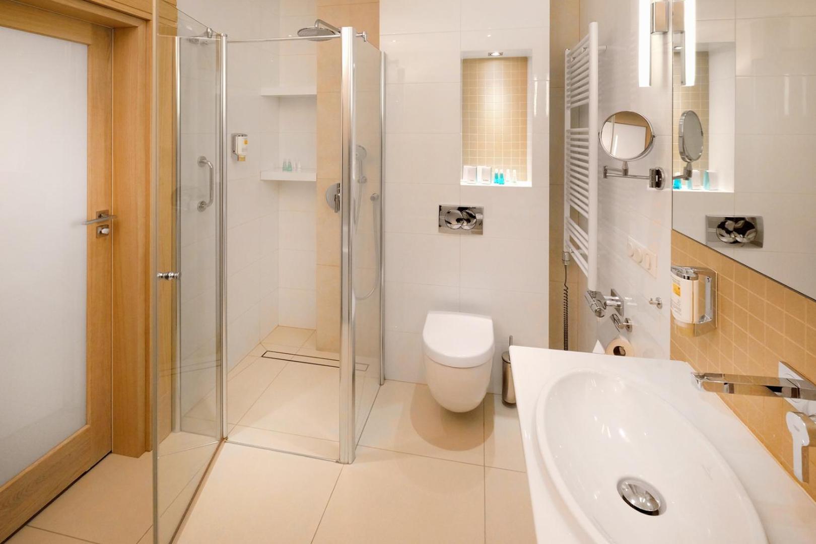 Columna Medica Hotel Łask Стая снимка