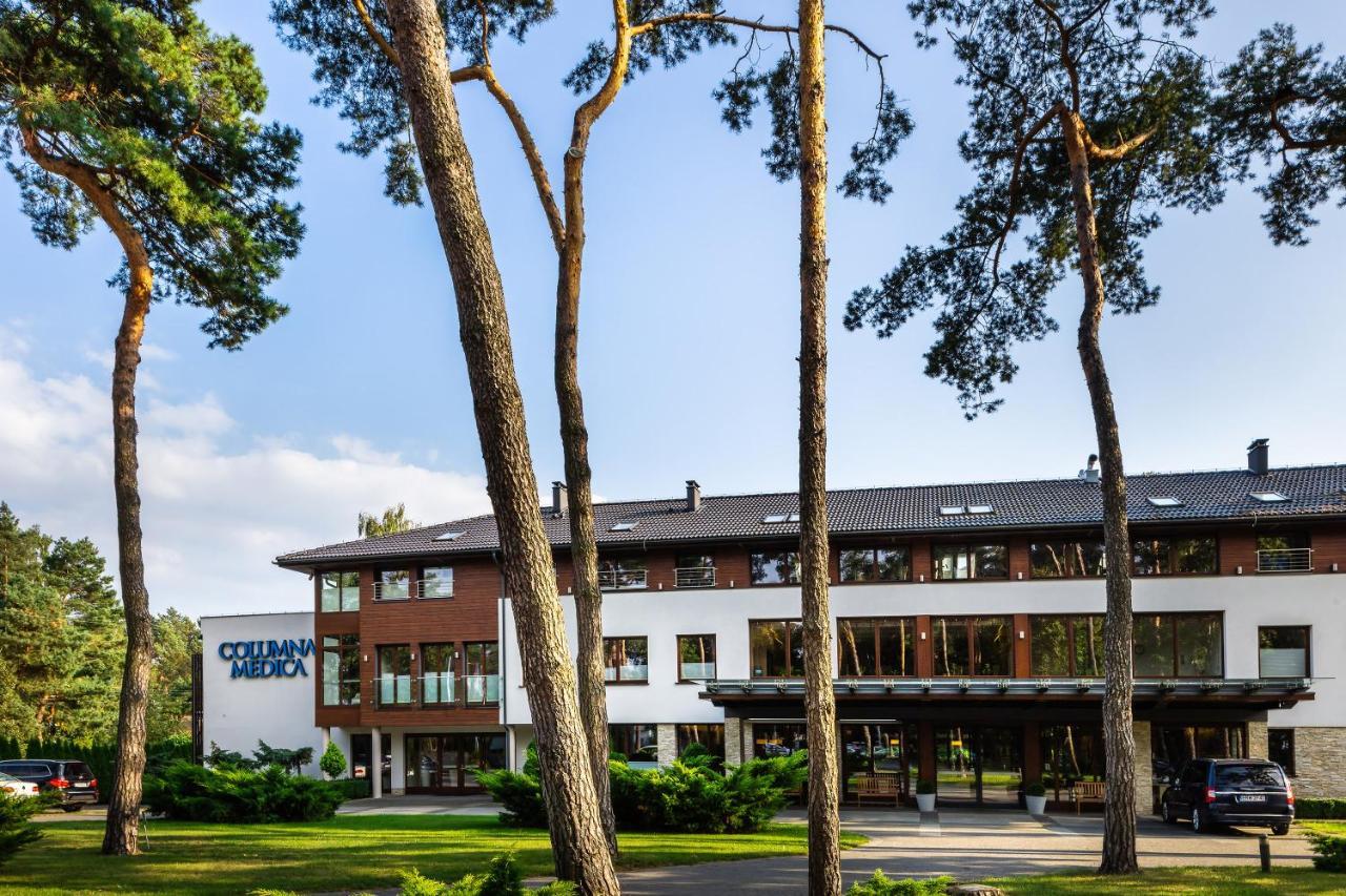 Columna Medica Hotel Łask Екстериор снимка